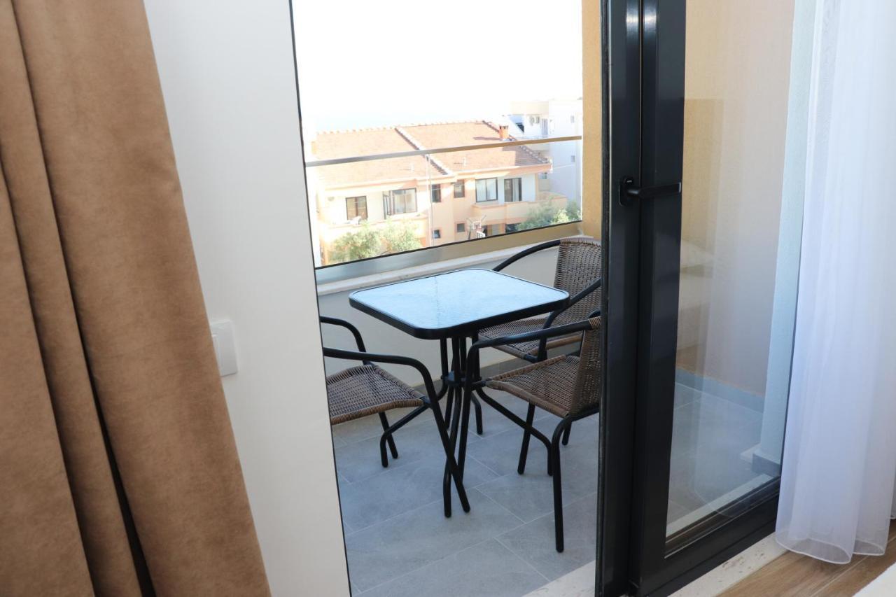 Eagles Apartments & Suites Ulcinj Exterior photo