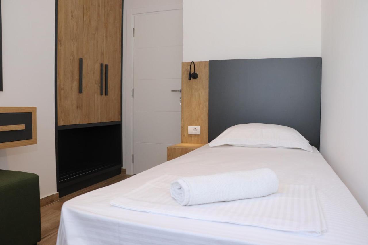 Eagles Apartments & Suites Ulcinj Exterior photo