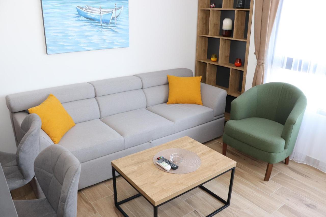Eagles Apartments & Suites Ulcinj Exterior photo