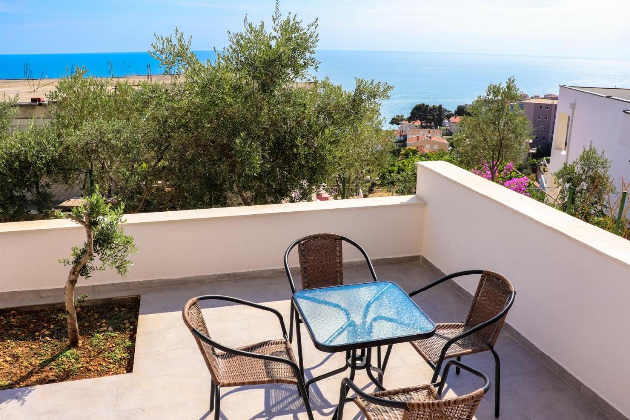 Eagles Apartments & Suites Ulcinj Exterior photo